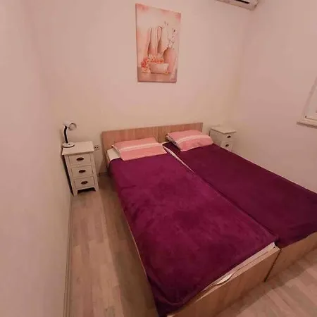 Apartment 2 Bedroom On The Coast Of The Adriatic! Watermelon Marina